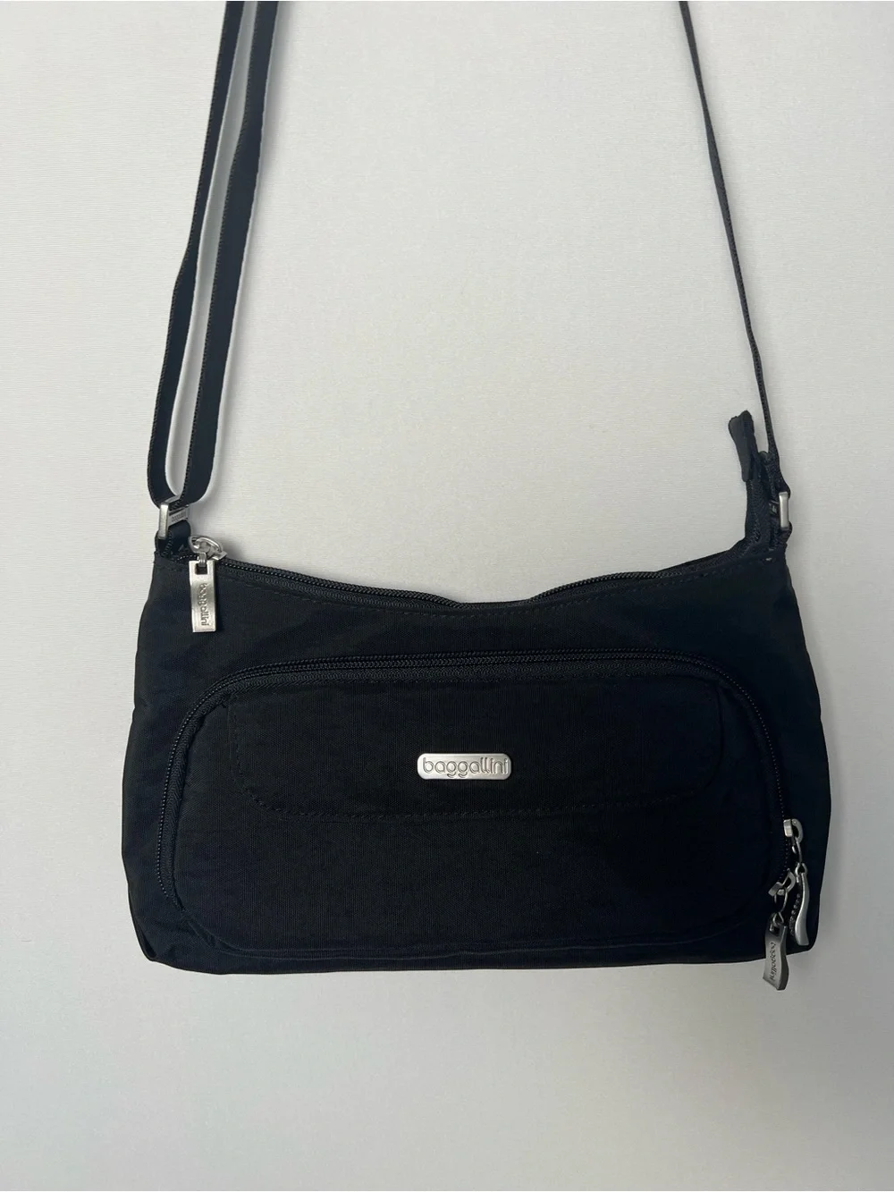 Baggallini Original Everyday Bag Black Nylon Crossbody Travel Purse Wallet - Picture 4 of 10